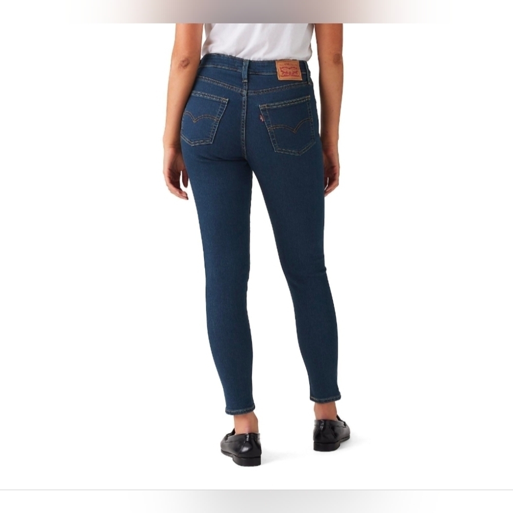 Levi's 721 High Rise Skinny Size 30 Women's Blue Skinny Jeans